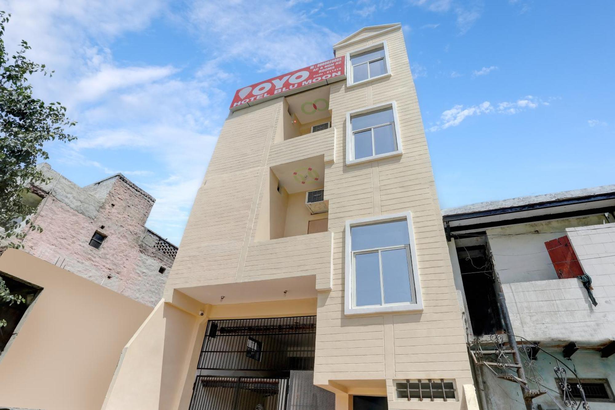 Hotel O Blu Moon Газиабад Екстериор снимка